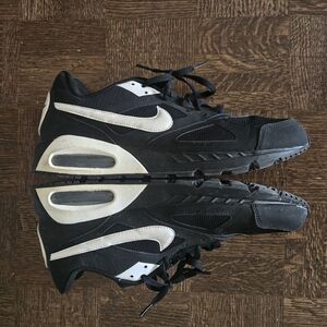 Nike Men's Black and White Sneakers